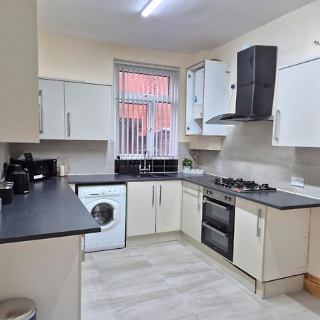 Rooms In Manchester 6 Minutes Drive To Victoria Station Εξωτερικό φωτογραφία