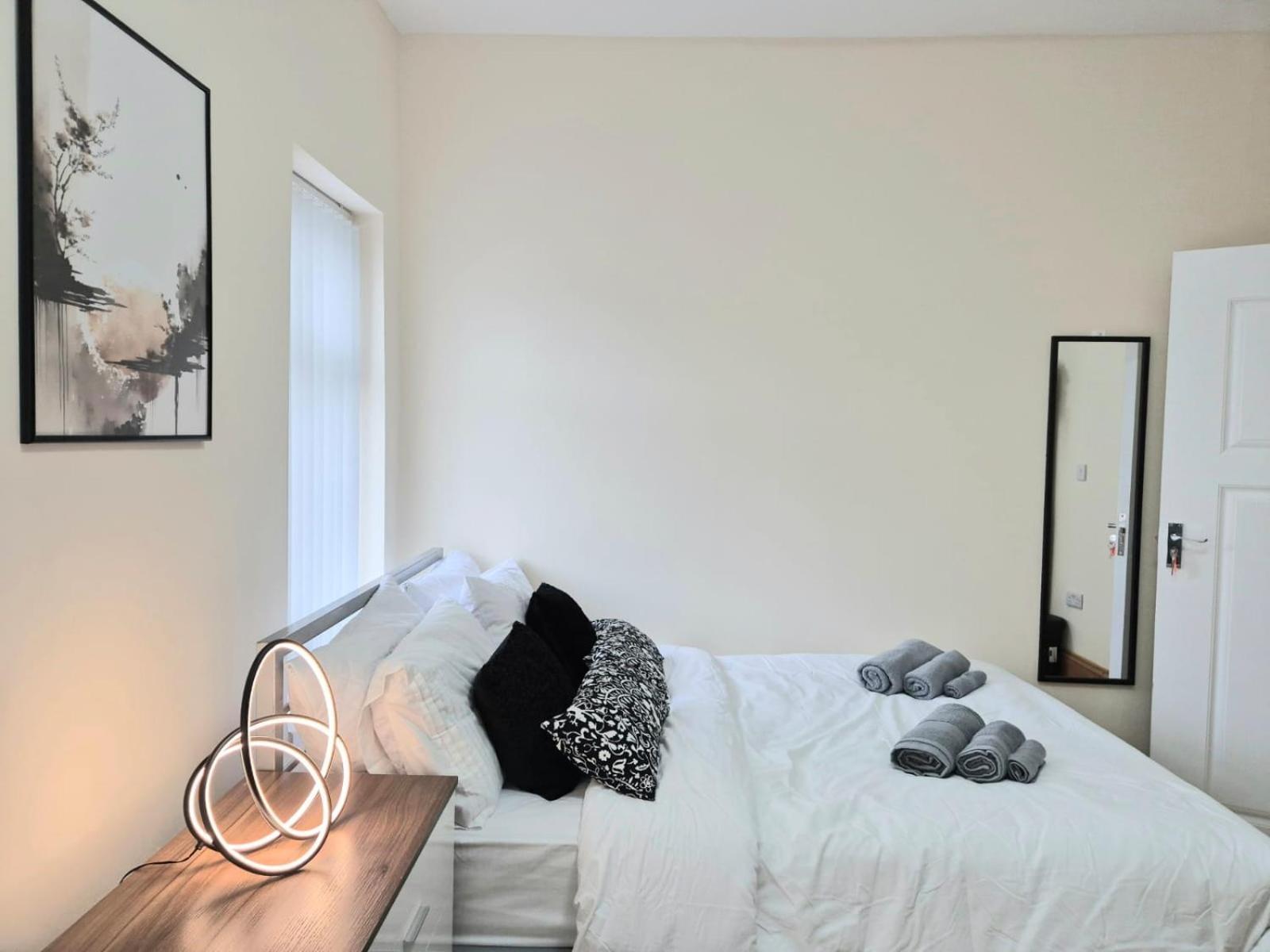 Rooms In Manchester 6 Minutes Drive To Victoria Station Εξωτερικό φωτογραφία